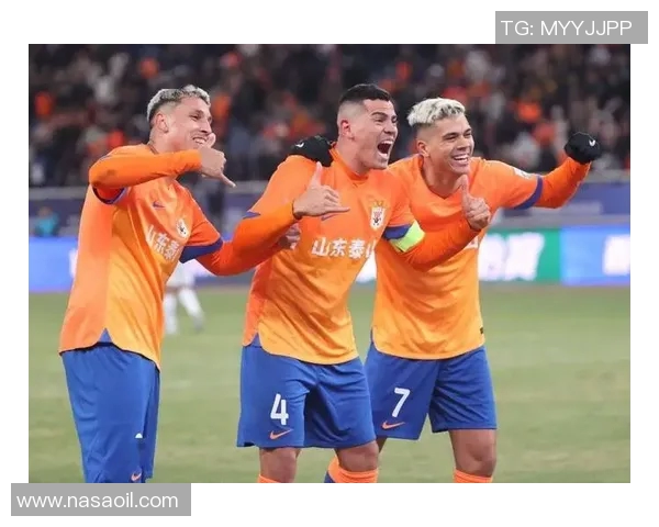 山东鲁能与山东魏桥的激烈对决展现足球魅力与团队精神的完美结合